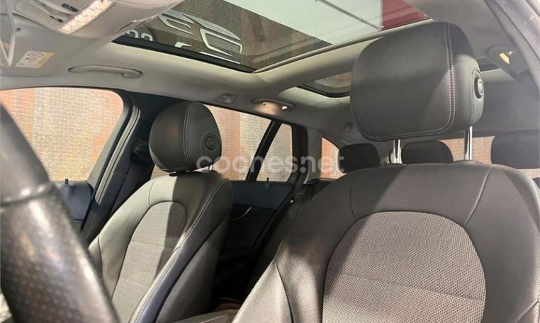 MERCEDES BENZ ocasion tarragona Clase C C 220 d Estate 16