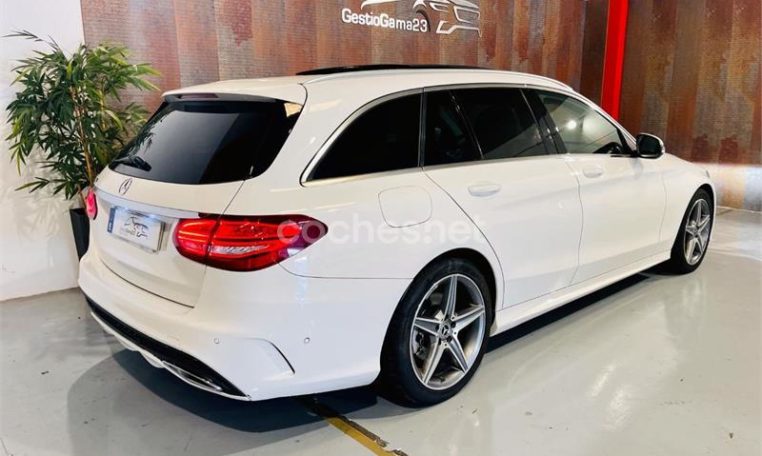 MERCEDES BENZ ocasion tarragona Clase C C 220 d Estate 24