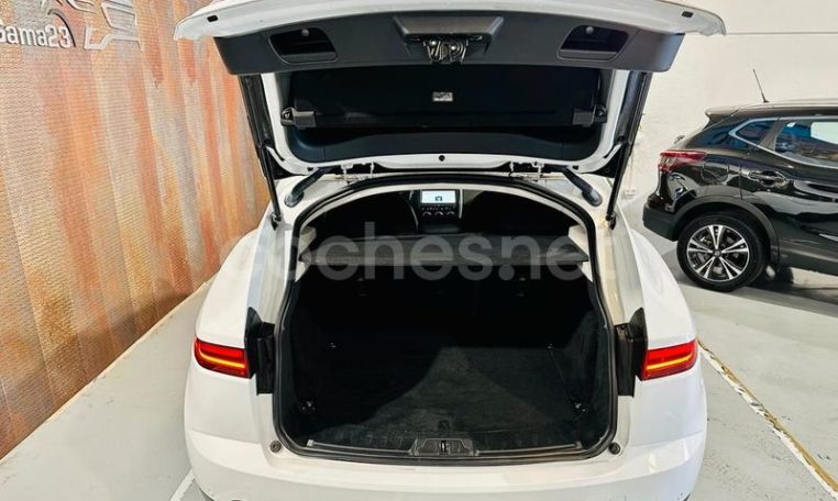 coche de ocasión en tarragona jaguar e pace (14)