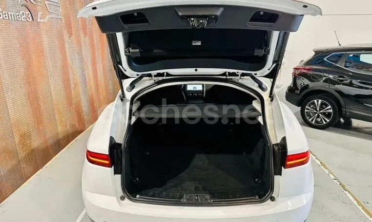 coche de ocasión en tarragona jaguar e pace (14)