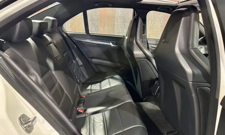 MERCEDES BENZ Clase C C 63 AMG Estate coche de ocasión en Tarragona (16)