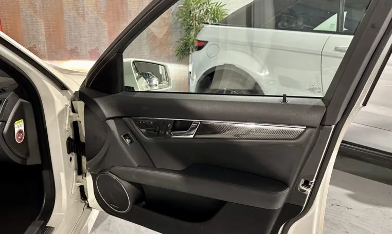 MERCEDES BENZ Clase C C 63 AMG Estate coche de ocasión en Tarragona (24)