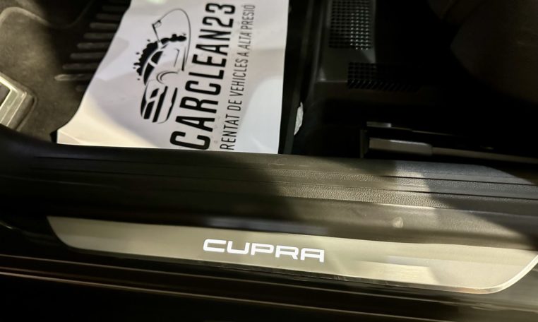 Seat cupra leon ST 4drive coche de segunda mano ocasión (31)