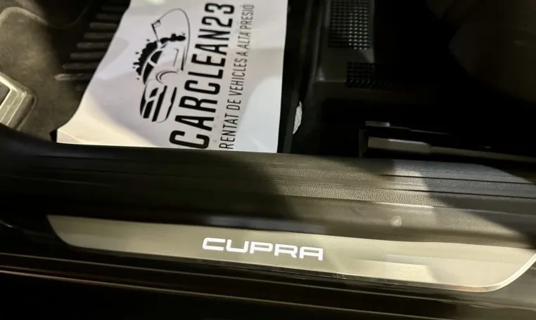 Seat cupra leon ST 4drive coche de segunda mano ocasión (31)