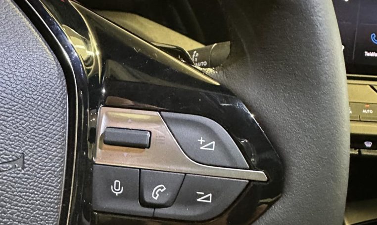 peugeot 308 coche de segunda mano en Tarragona (24)