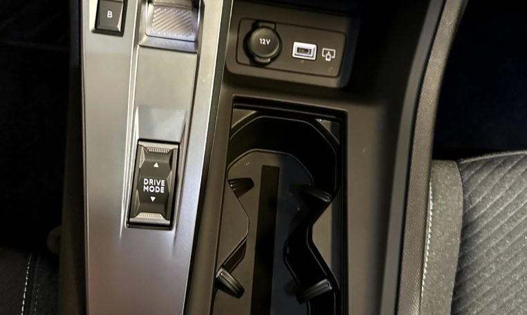 peugeot 308 coche de segunda mano en Tarragona (26)