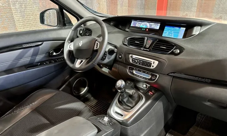 renault gran scenic coches de ocasión en Tarragona (15)