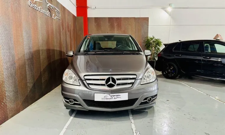 mercedes classe b coche de ocasión en Tarragona (1)