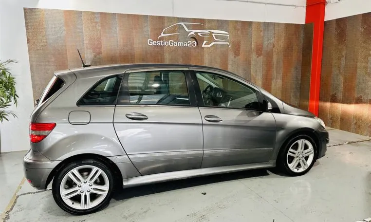 mercedes classe b coche de ocasión en Tarragona (11)