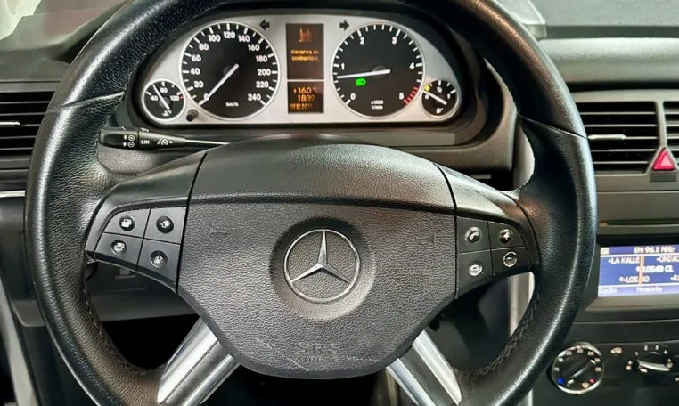 mercedes classe b coche de ocasión en Tarragona (22)