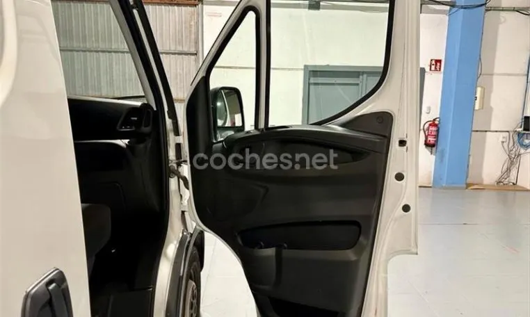 furgoneta ocasión iveco daily (10)