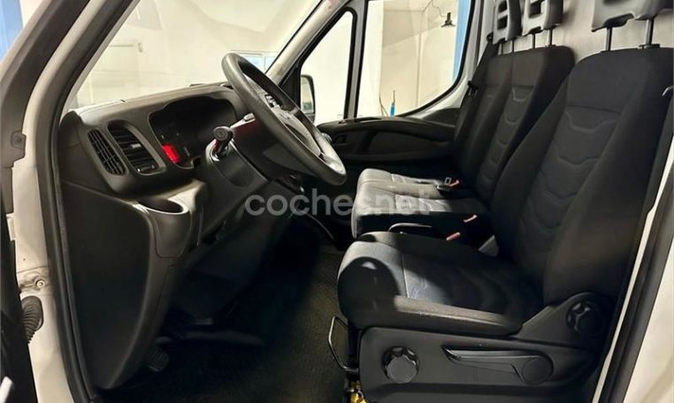 furgoneta ocasión iveco daily (13)