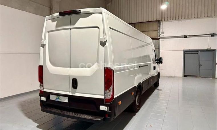 furgoneta ocasión iveco daily (5)