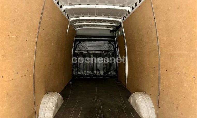 furgoneta ocasión iveco daily (6)