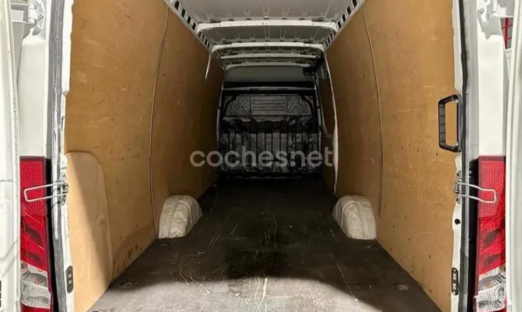 furgoneta ocasión iveco daily (7)