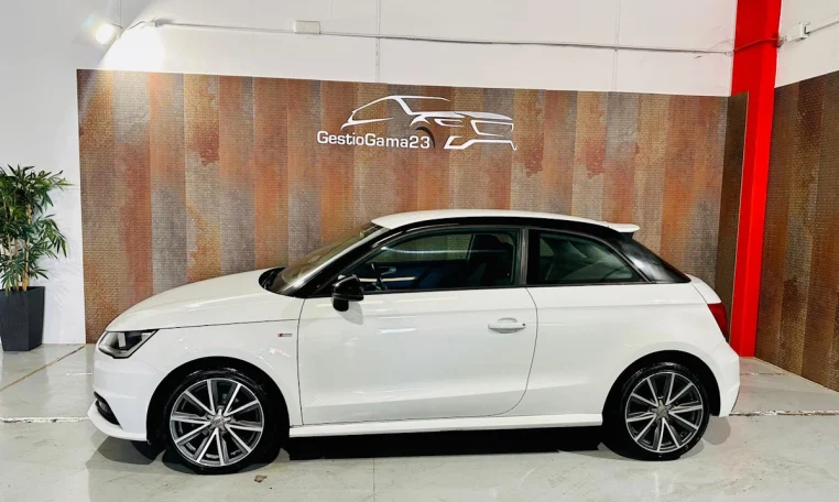 AUDI A1 1 0 TFSI Active Kit 3