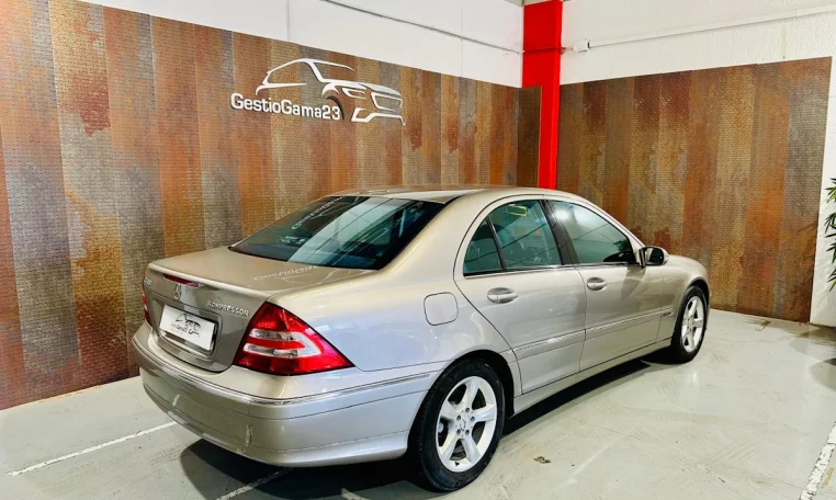 MERCEDES BENZ Clase C C 180 K AVANTGARDE 4