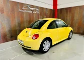 VOLKSWAGEN New Beetle 1 6 4