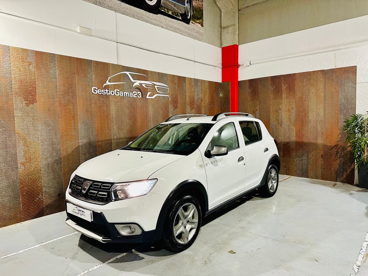 DACIA Sandero Stepway TCE DACIA Sandero Stepway TCE
