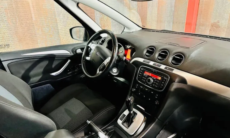 FORD S MAX 1 6 TDCi Auto SS Trend 12