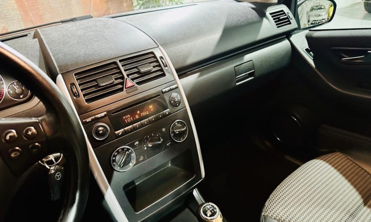 MERCEDES BENZ Clase A A 180 CDI AVANTGARDE 12