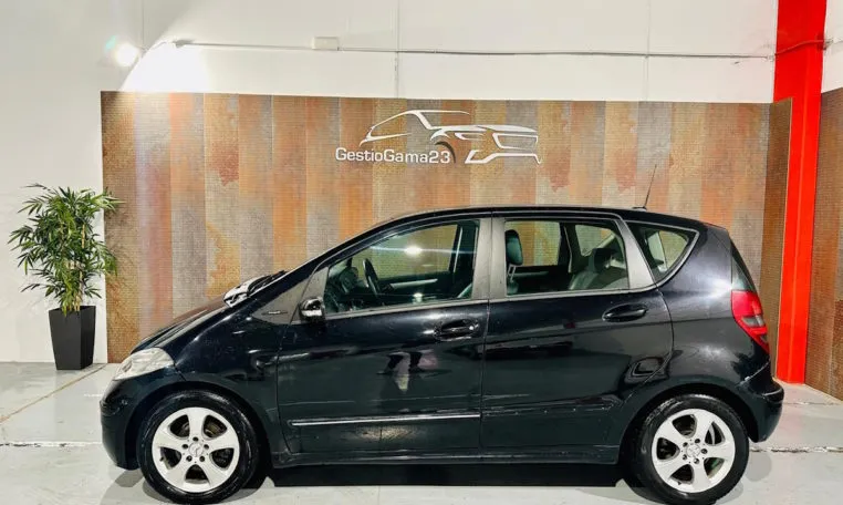 MERCEDES BENZ Clase A A 180 CDI AVANTGARDE 2