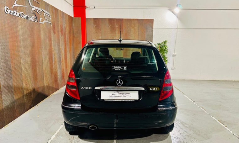 MERCEDES BENZ Clase A A 180 CDI AVANTGARDE 3