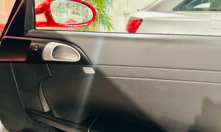 PORSCHE Cayman 2 7 7