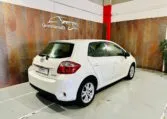 TOYOTA Auris 1 6 VVTi Active 4