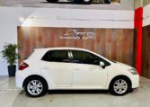 TOYOTA Auris 1 6 VVTi Active 6