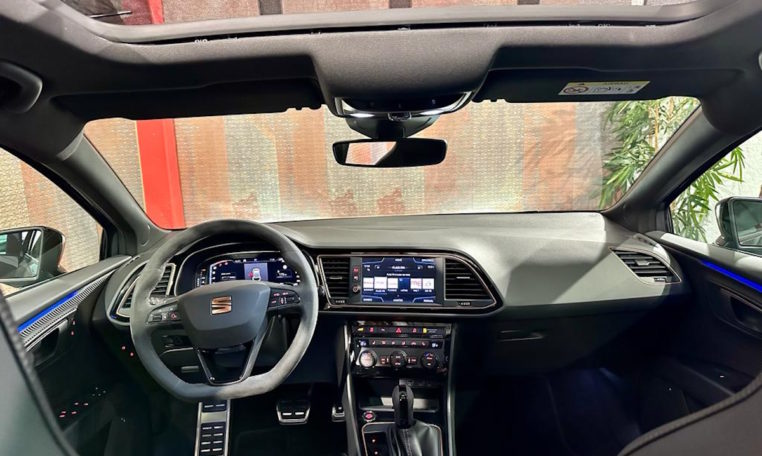 SEAT León ST 2 0 TSI 4Drive DSG SS Cupra R 13