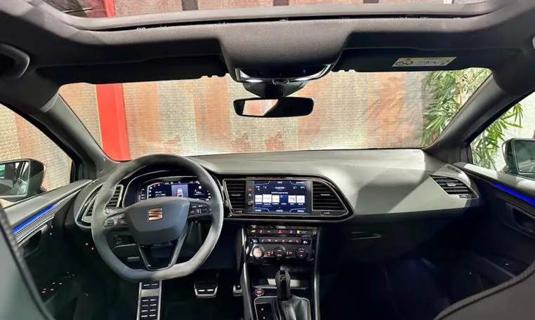 SEAT León ST 2 0 TSI 4Drive DSG SS Cupra R 13