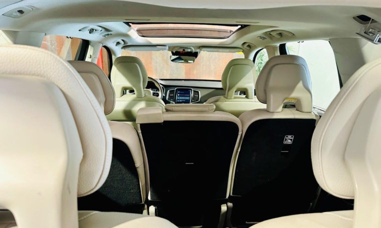 VOLVO XC90 2 0 D5 AWD Momentum Auto 7