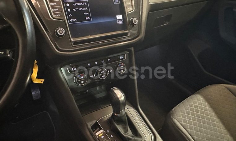 VOLKSWAGEN Tiguan ocasión (2040) 23 990 € en Tarragona