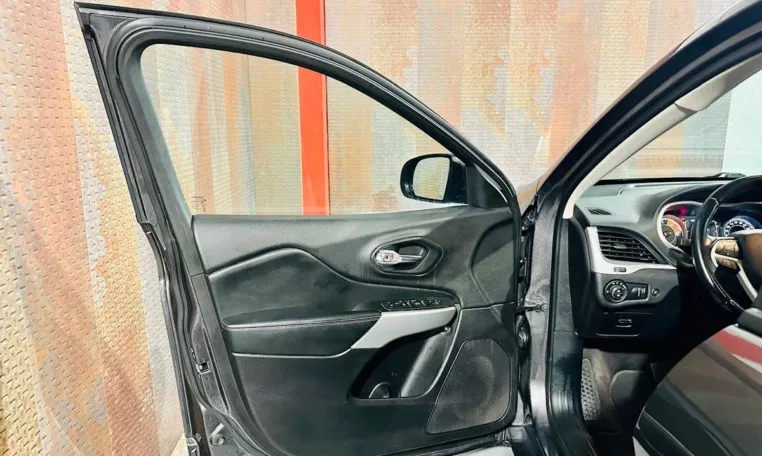 JEEP Cherokee 2 2CRD Night Eagle III Aut 4x4 AD1 12