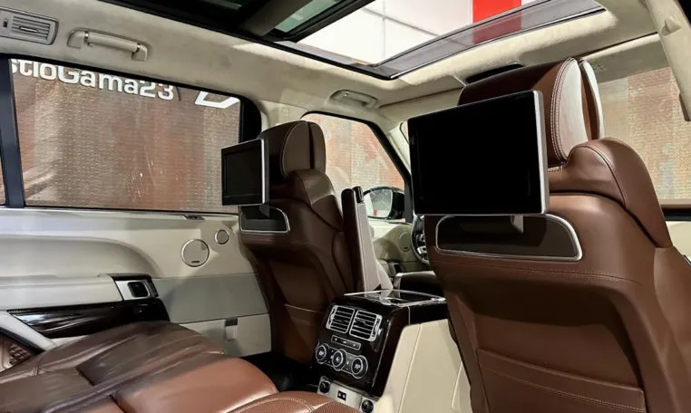 LAND ROVER Range Rover 3 0 SDV6 Hybrid Autobiograph LWB 10