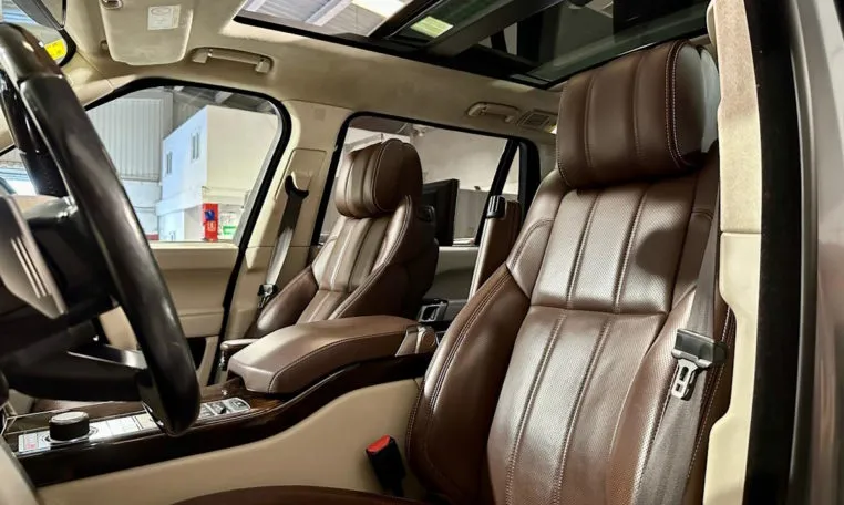 LAND ROVER Range Rover 3 0 SDV6 Hybrid Autobiograph LWB 18