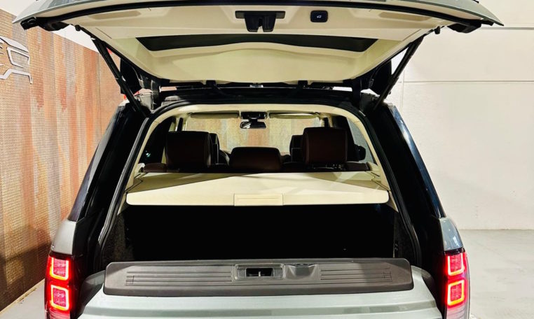 LAND ROVER Range Rover 3 0 SDV6 Hybrid Autobiograph LWB 6