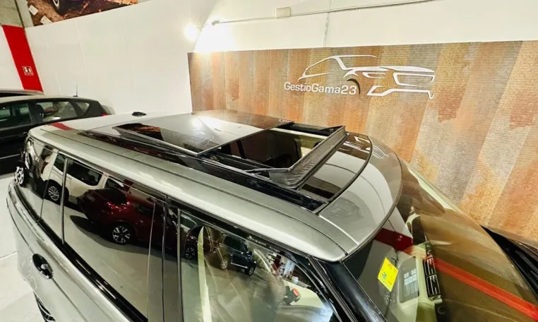 LAND ROVER Range Rover 3 0 SDV6 Hybrid Autobiograph LWB 9