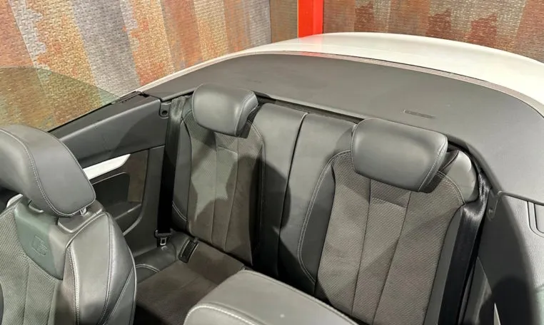 AUDI A5 2 0 TDI S tronic Cabrio 8