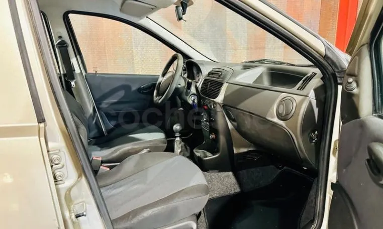 fiat punto classic en Tarragona (12)