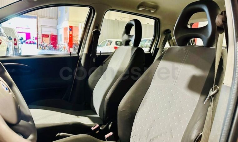 fiat punto classic en Tarragona (17)