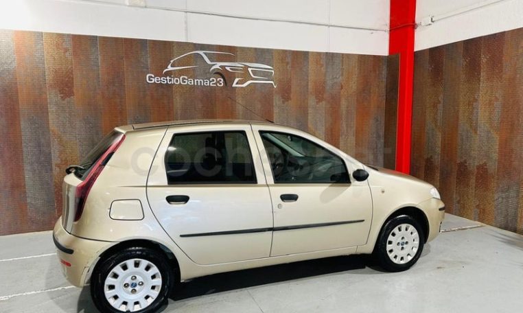 fiat punto classic en Tarragona (7)